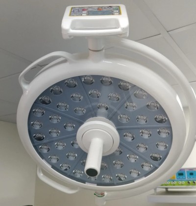 LED 700/500 Halogen OT Lamp | Dual-Head Surgical Operation Theatre Light